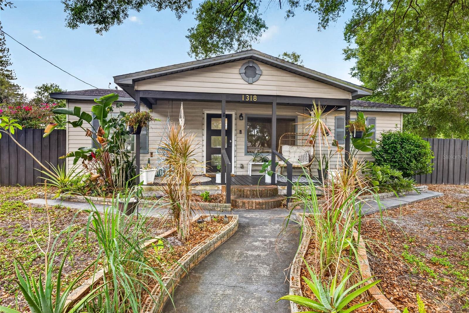 Photo of 1318 W RAMBLA STREET TAMPA FL 33612