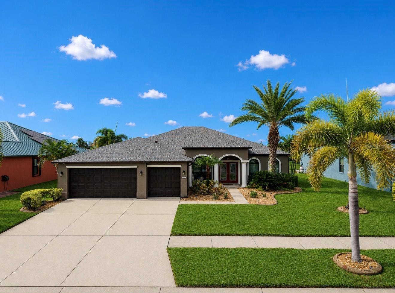 Photo of 354 HOPE BAY LOOP APOLLO BEACH FL 33572