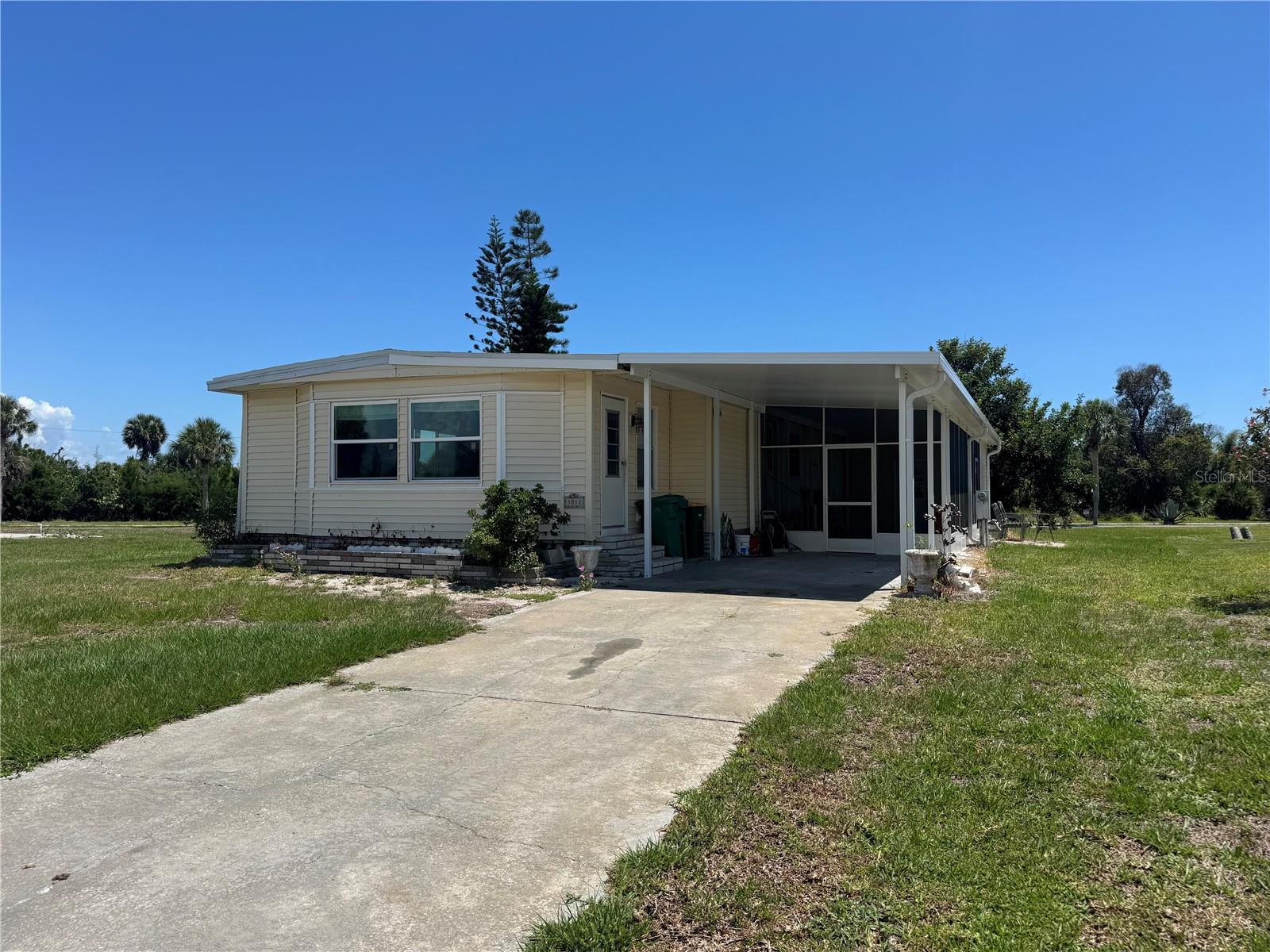 Photo of 3312 BLUE JAY LANE ENGLEWOOD FL 34224