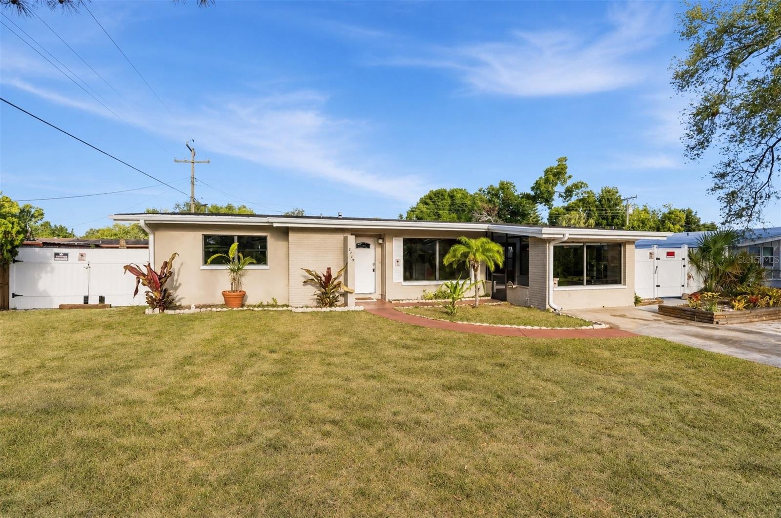 Photo of 2715 INGOT PLACE SARASOTA FL 34235
