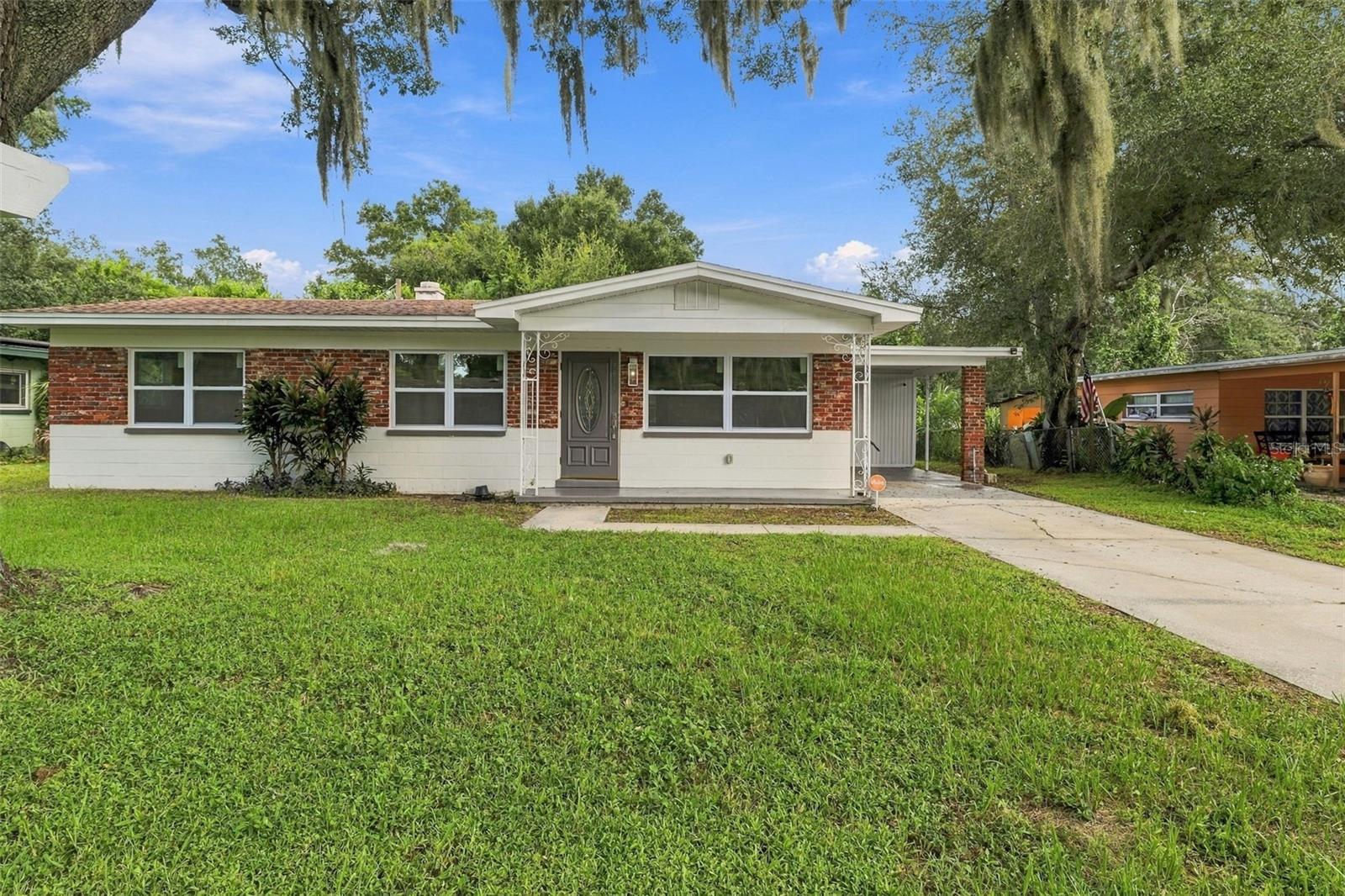 Photo of 7815 PINE HILL DRIVE TAMPA FL 33617