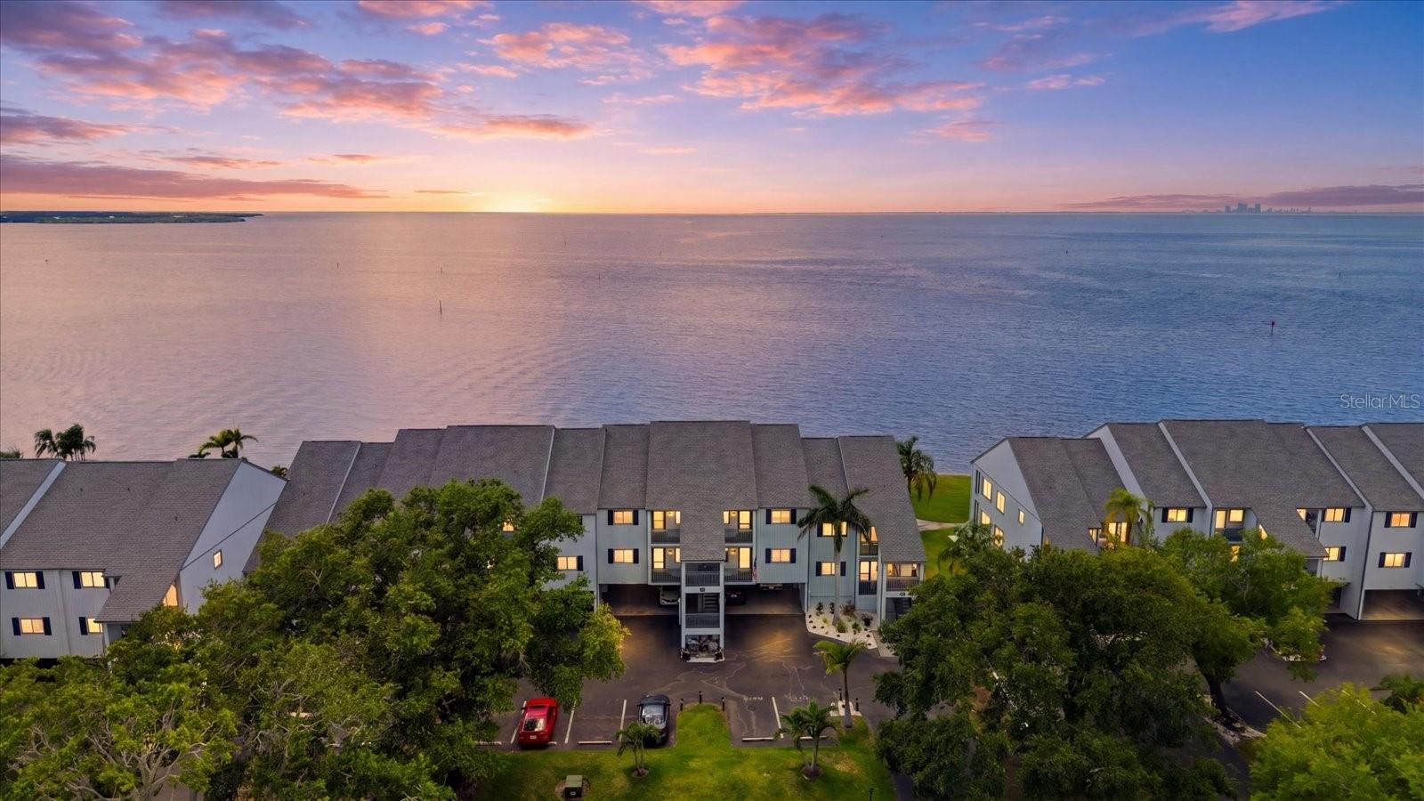 Photo of 818 BAHIA DEL SOL DRIVE #28 RUSKIN FL 33570