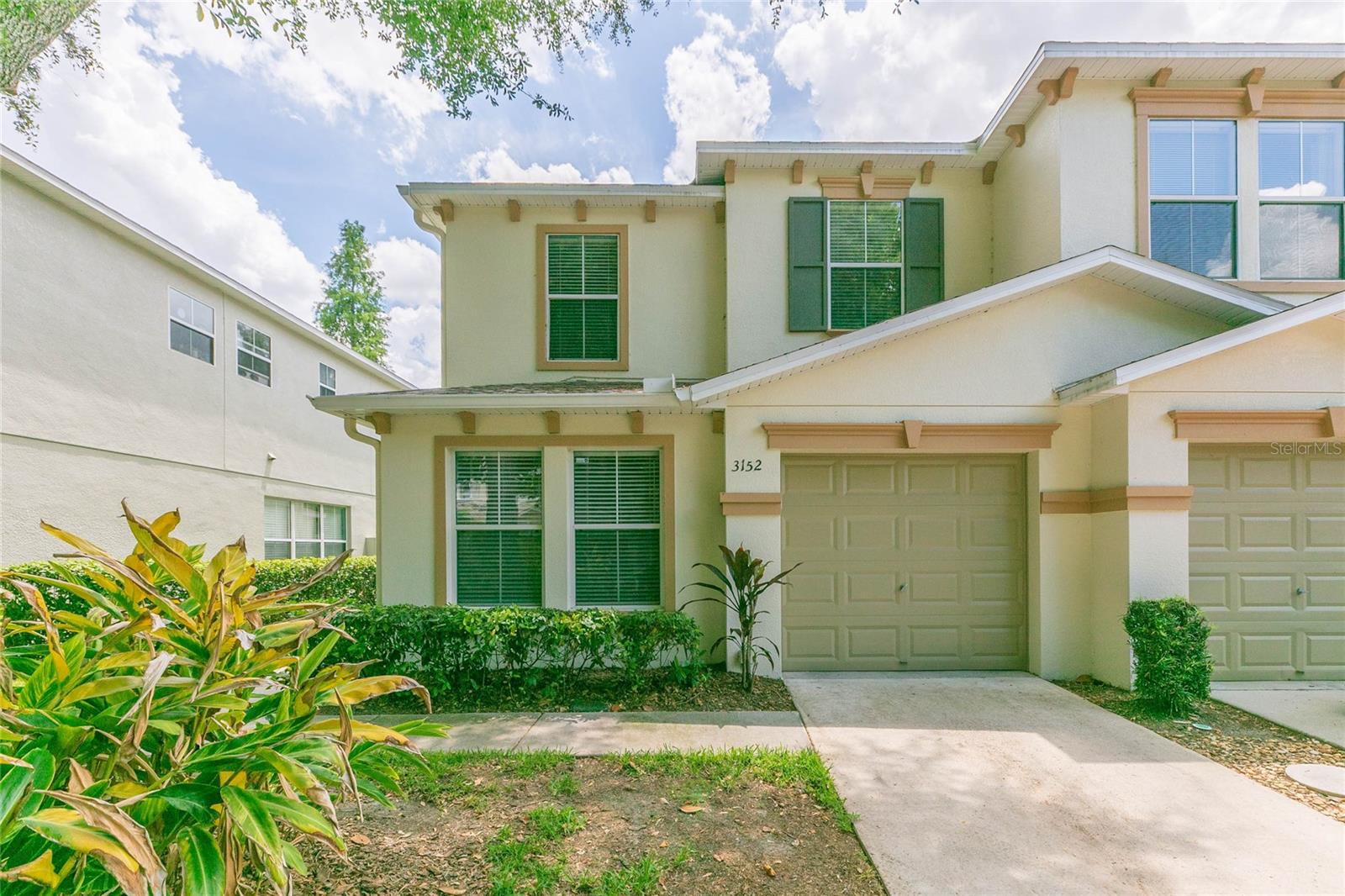Photo of 3152 ROYAL TUSCAN LANE VALRICO FL 33594