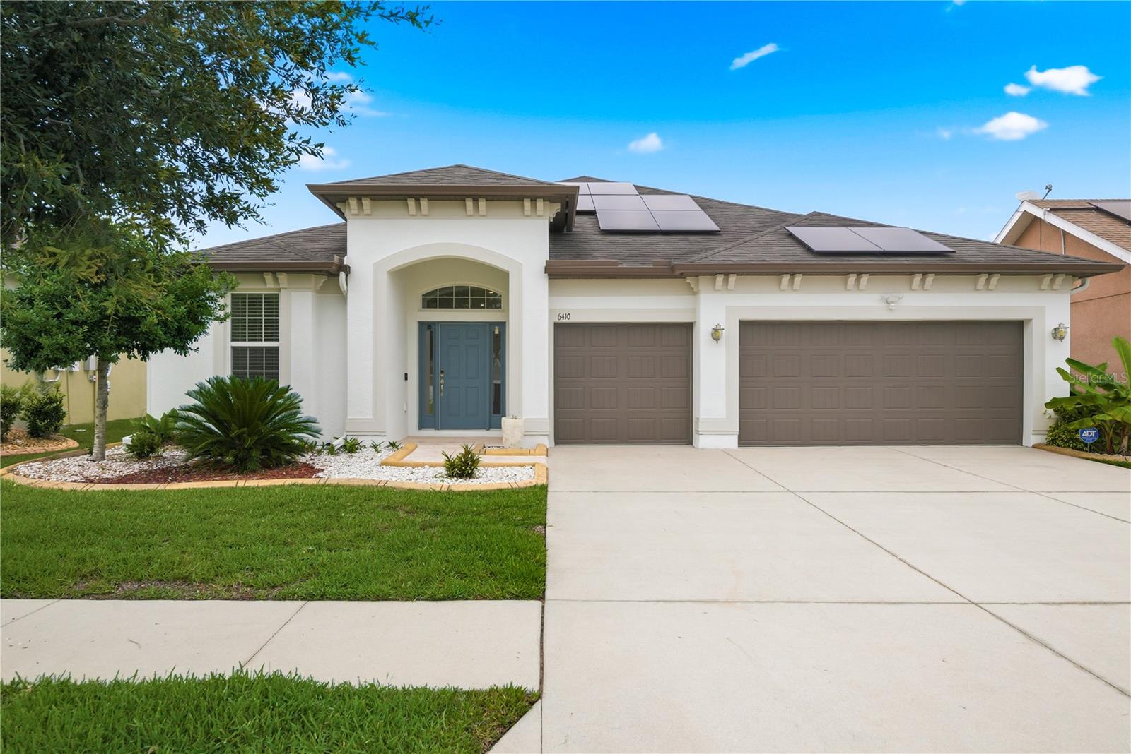 Photo of 6410 FALLING OAK TRAIL WESLEY CHAPEL FL 33545