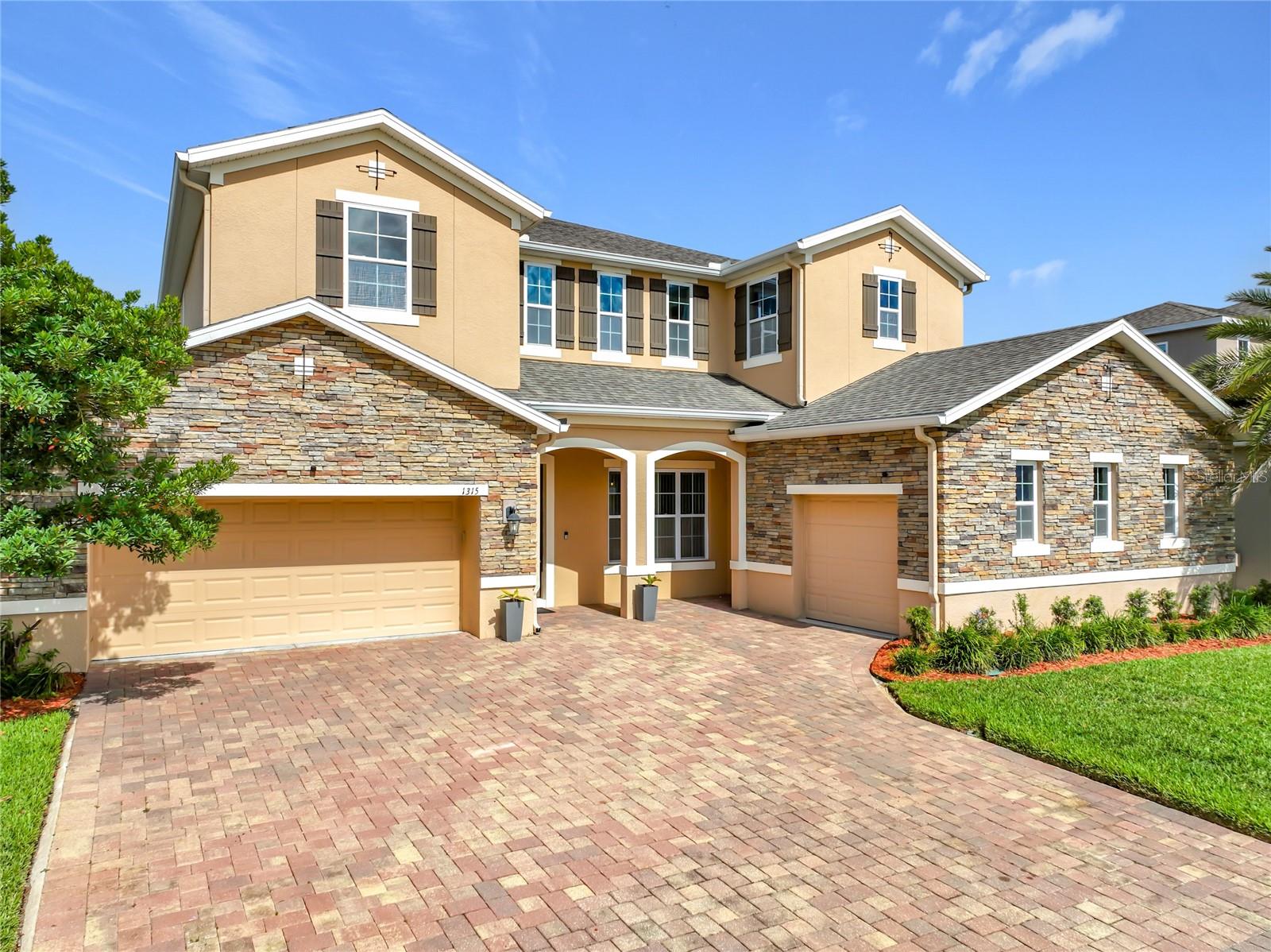 Photo of 1315 DUSTY PINE DRIVE APOPKA FL 32703