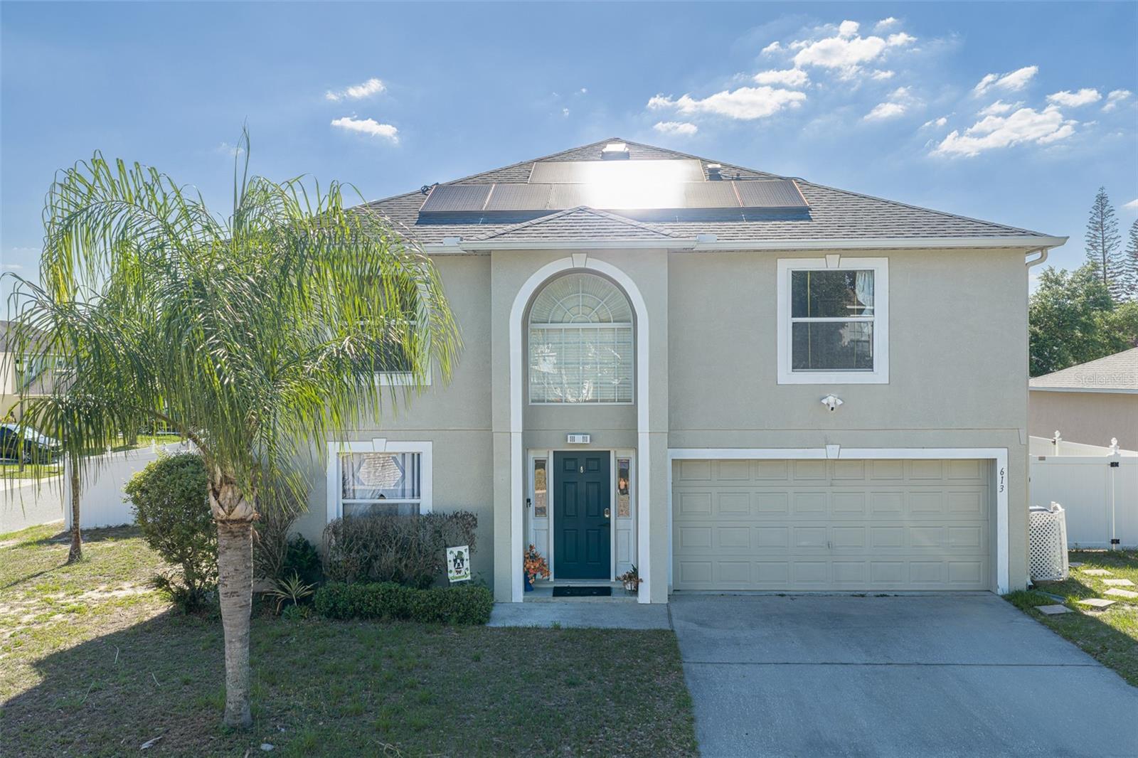 Photo of 613 LOBELIA DRIVE DAVENPORT FL 33837