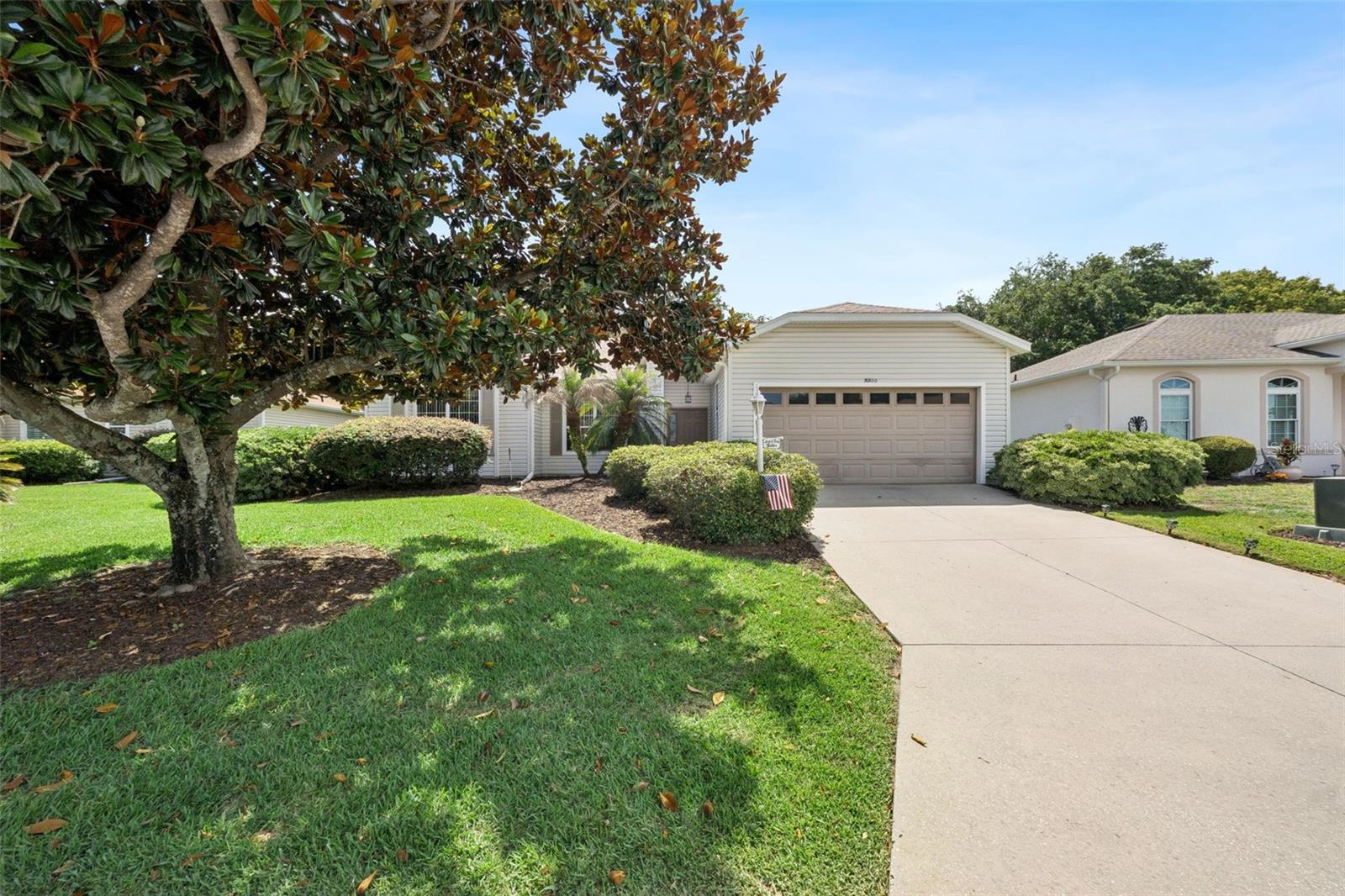 Photo of 5000 SAWGRASS LAKE CIRCLE LEESBURG FL 34748