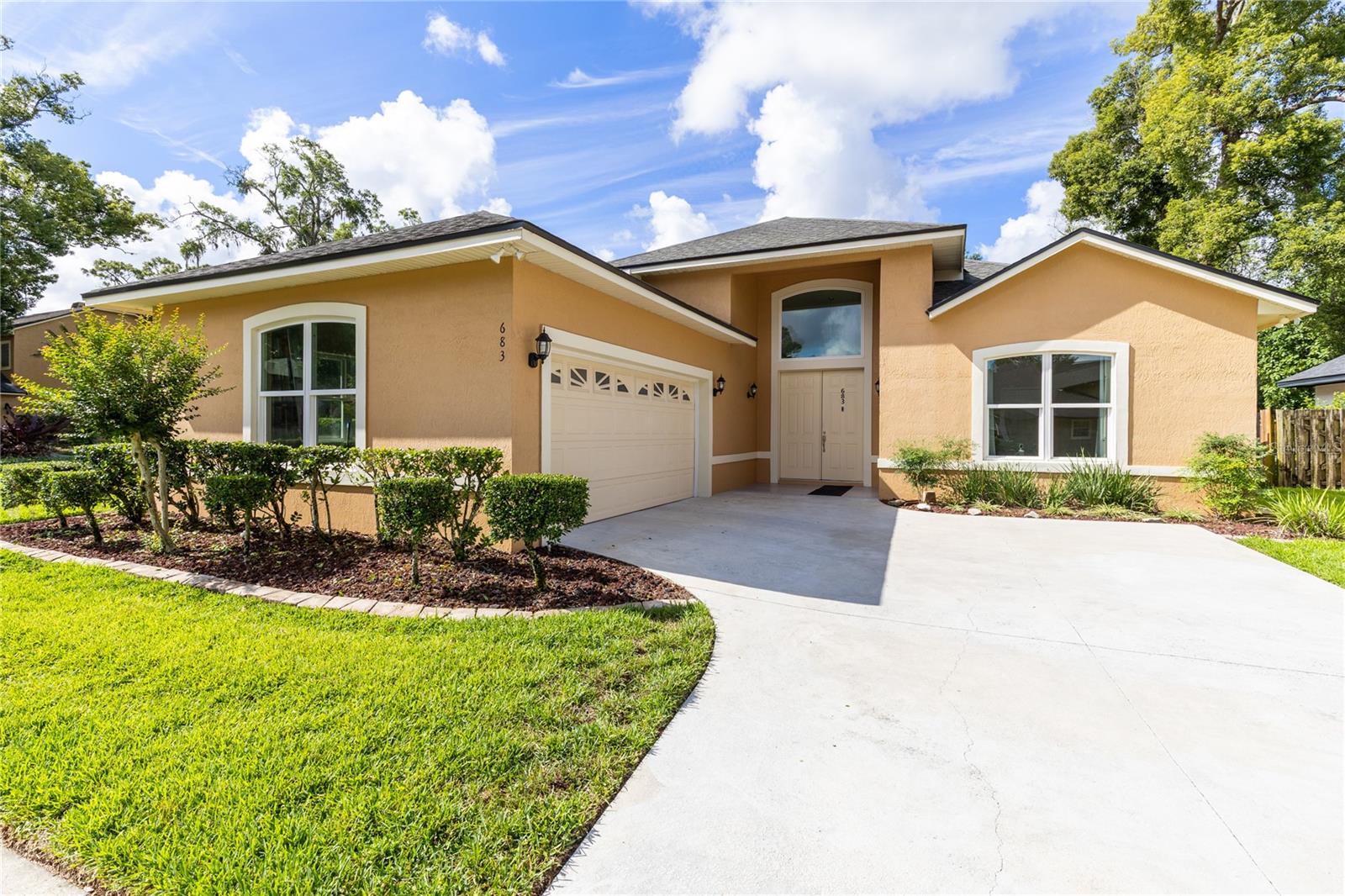 Photo of 683 OAK HOLLOW WAY ALTAMONTE SPRINGS FL 32714