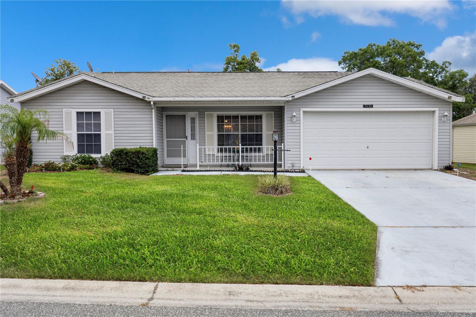 Photo of 5030 EL DESTINO DRIVE LEESBURG FL 34748