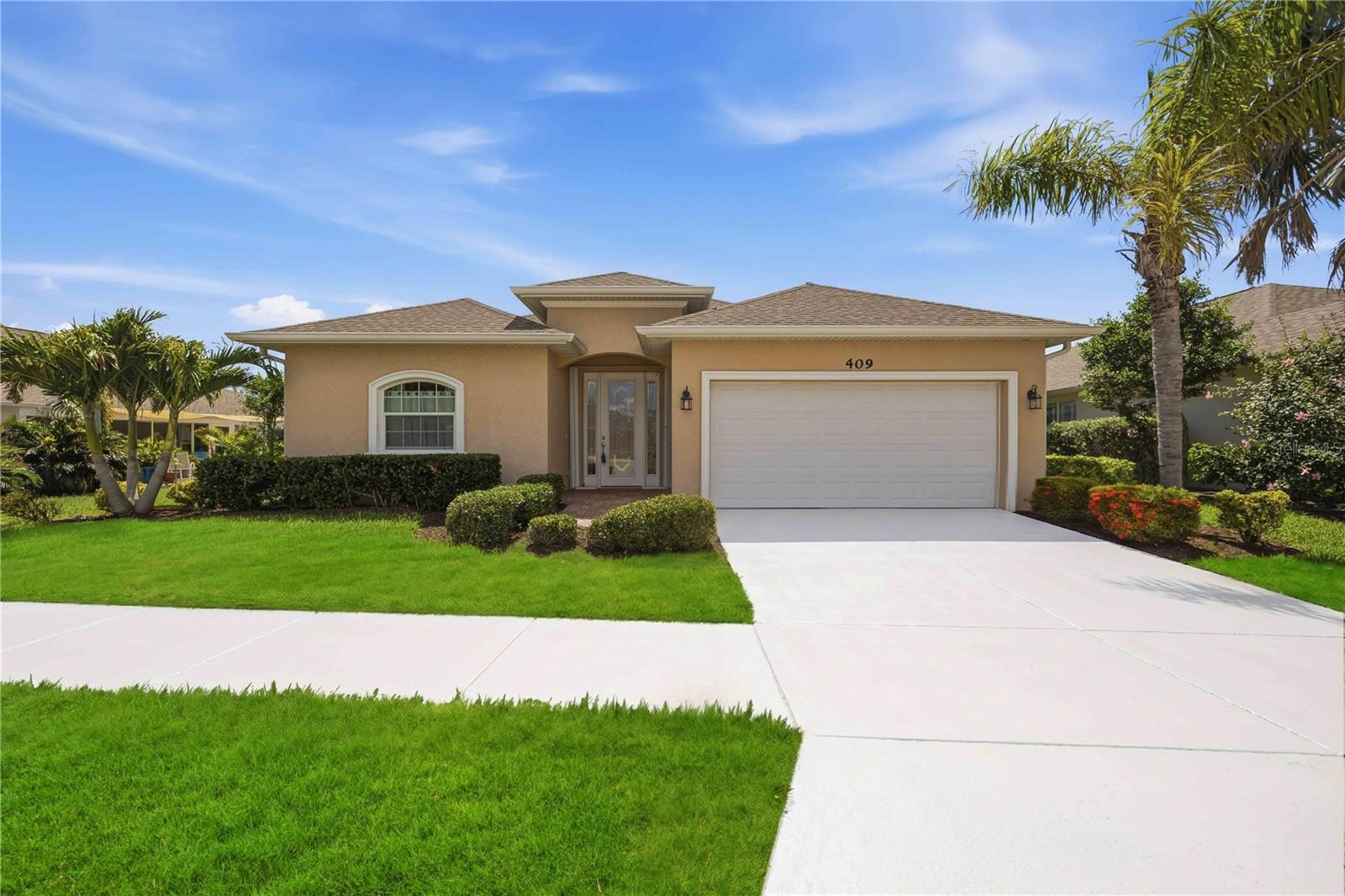 Photo of 409 TOMOKA DRIVE ENGLEWOOD FL 34223