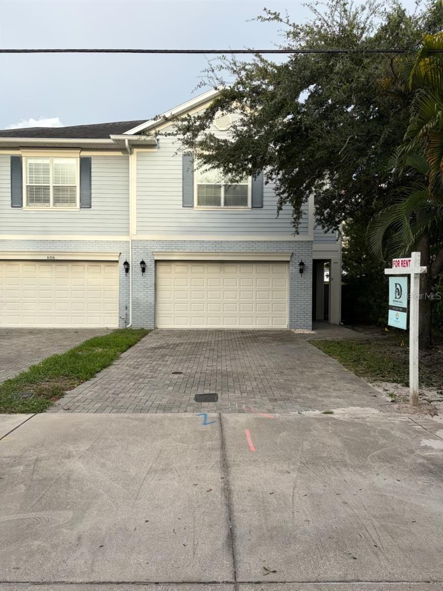 Photo of 606 S LINCOLN AVENUE #3 TAMPA FL 33609
