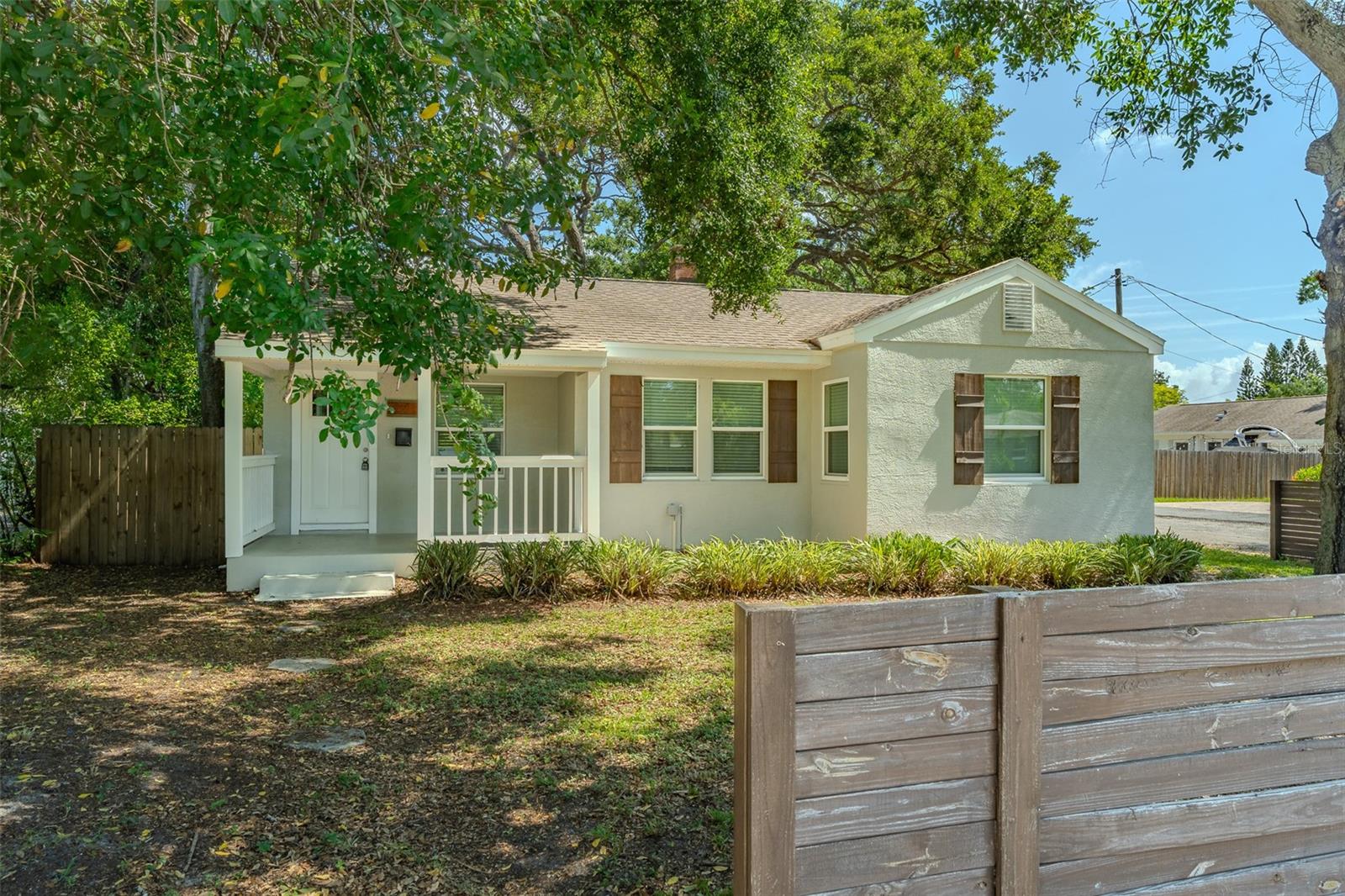 Photo of 721 38TH AVENUE ST PETERSBURG FL 33704