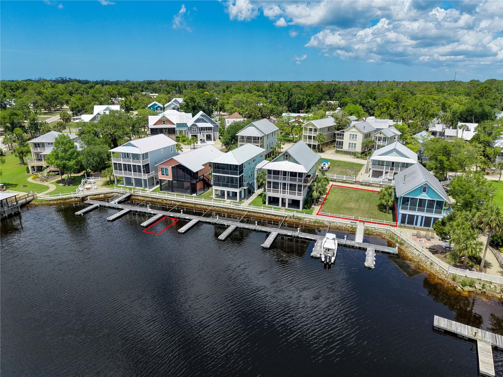 Photo of 140 RYLAND CIRCLE STEINHATCHEE FL 32359
