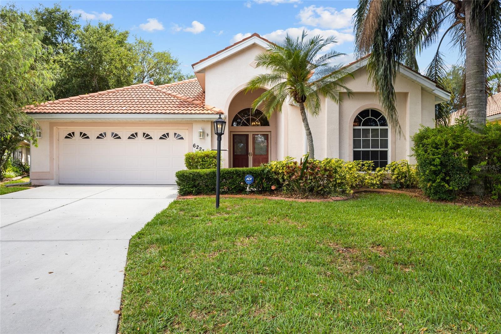 Photo of 6223 DONNINGTON COURT SARASOTA FL 34238