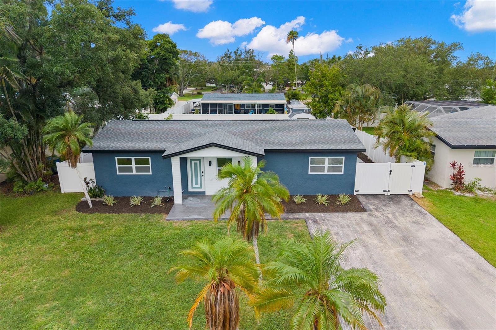 Photo of 4430 CARSON STREET ST PETERSBURG FL 33703