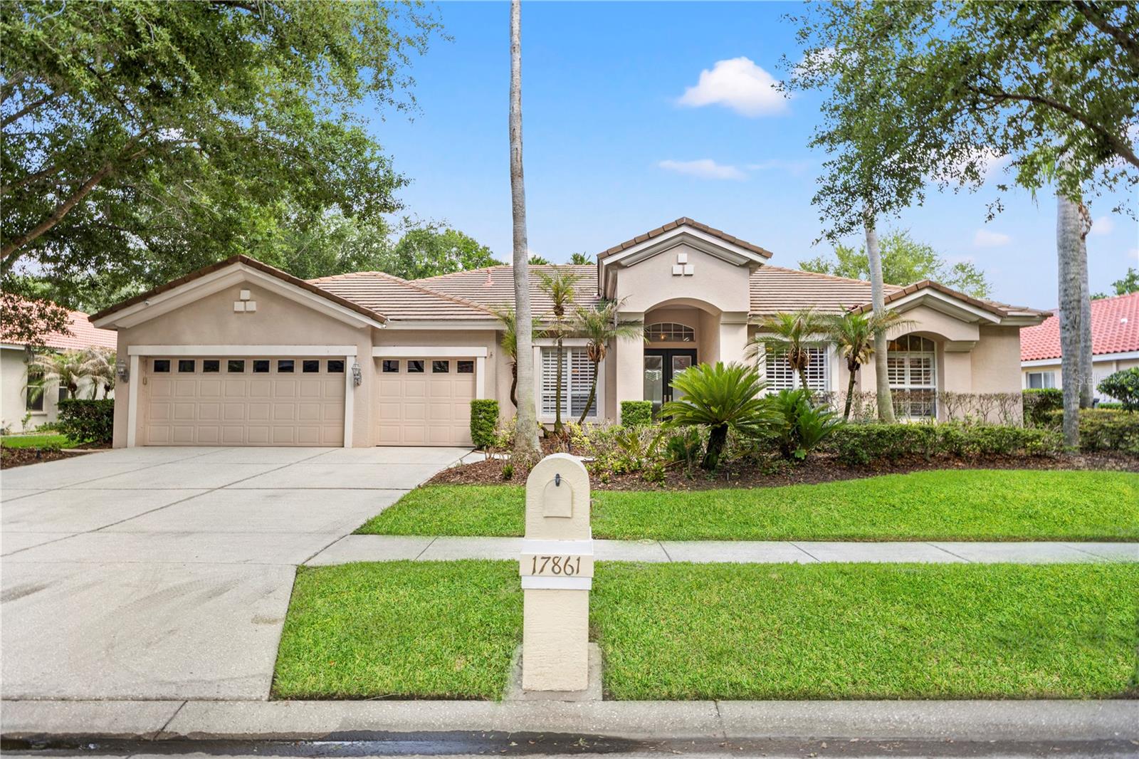 Photo of 17861 ARBOR GREENE DRIVE TAMPA FL 33647