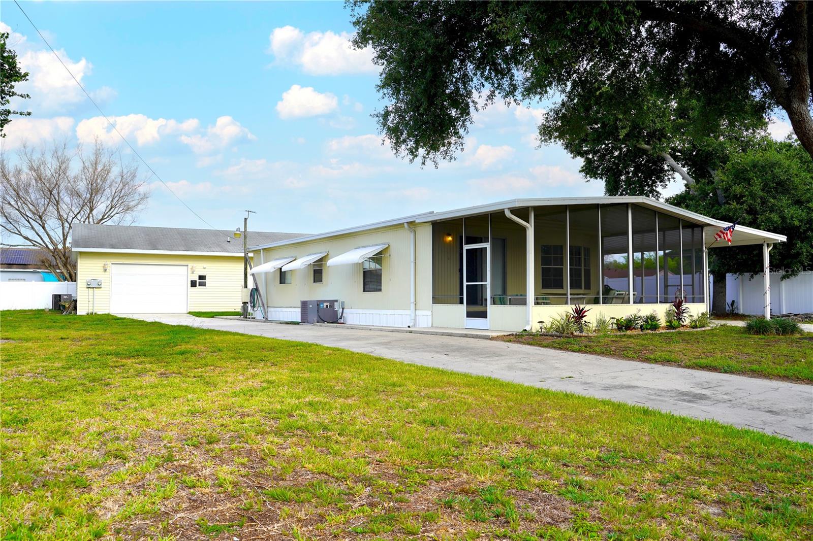 Photo of 5747 LAKE FOX DRIVE WINTER HAVEN FL 33884