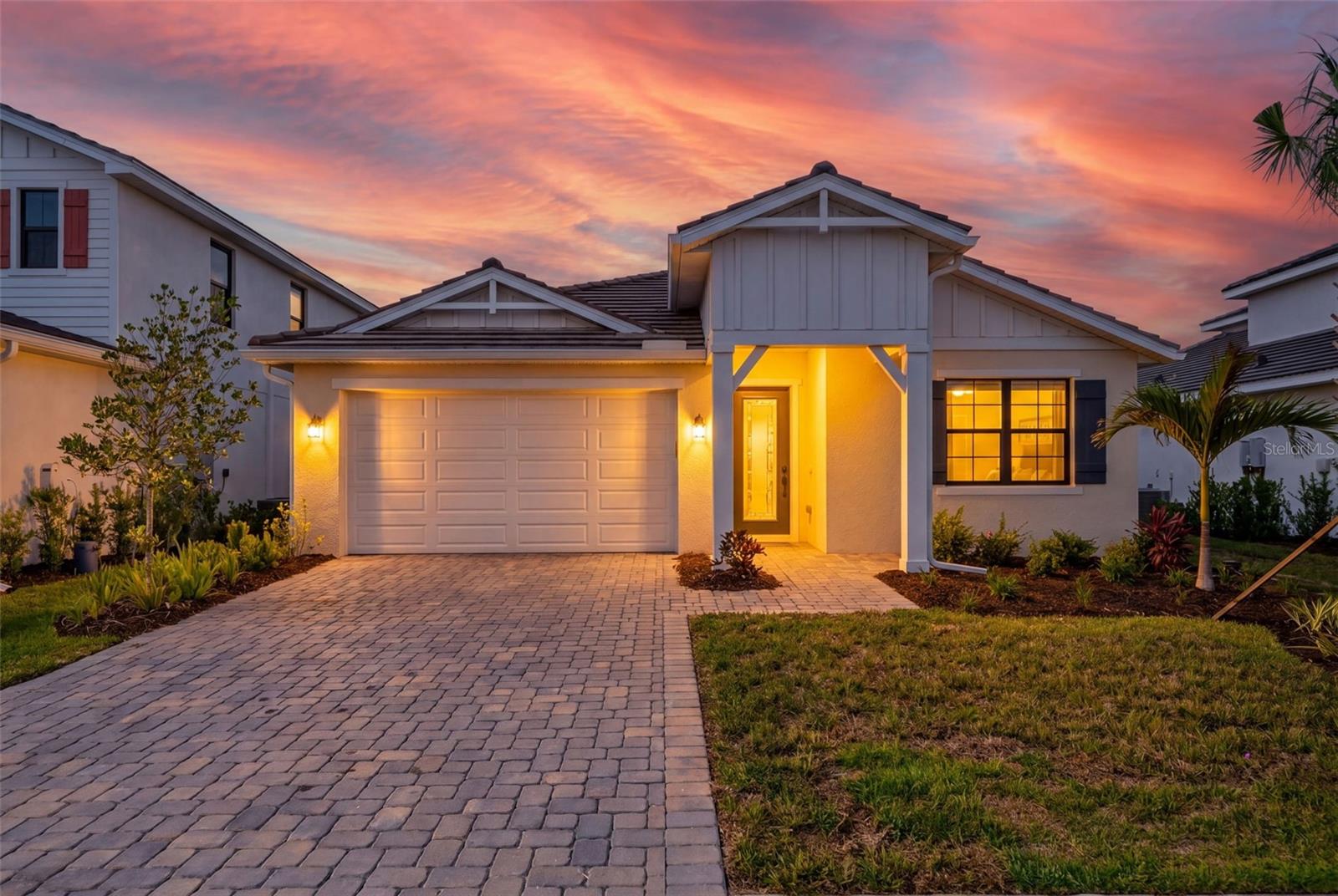 Photo of 12938 PINNACLE LANE VENICE FL 34293