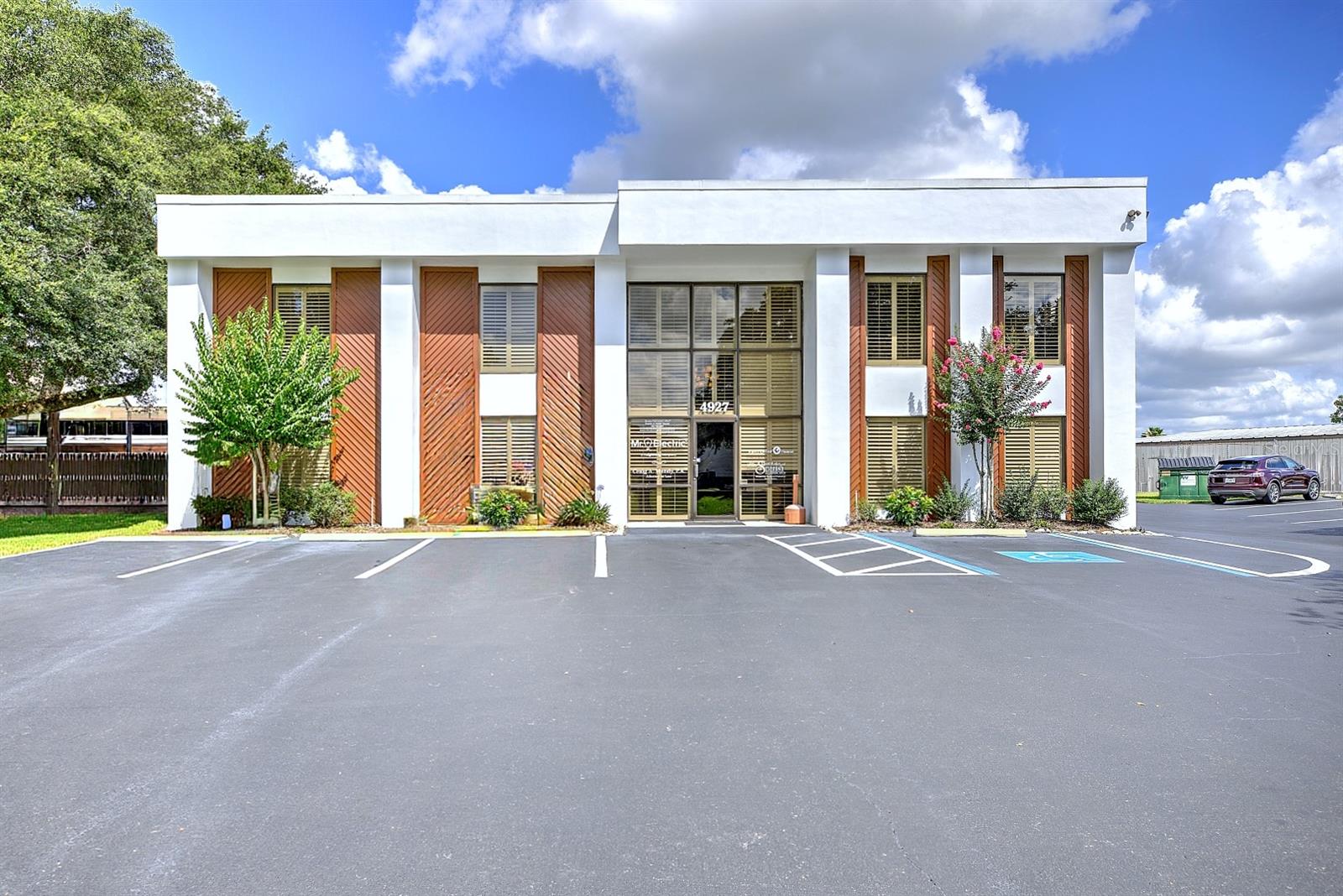 Photo of 4927 SOUTHFORK DRIVE LAKELAND FL 33813