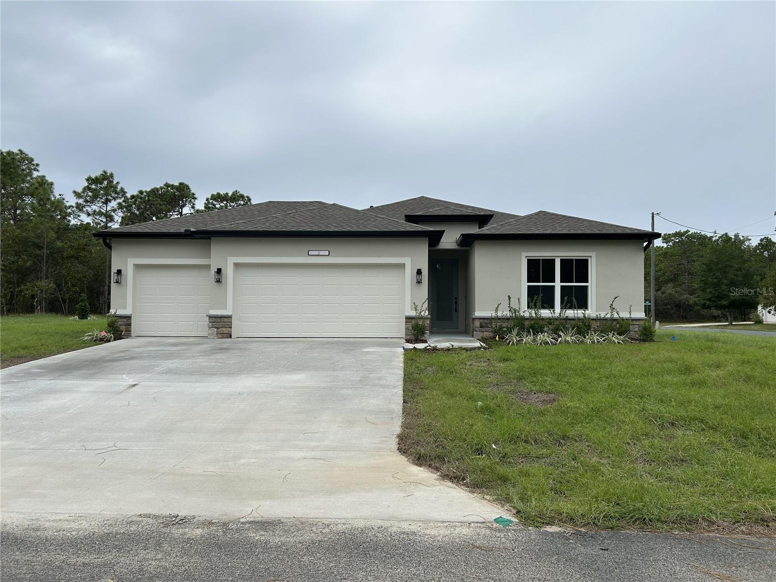 Photo of 5887 N BEDSTROW BOULEVARD DUNNELLON FL 34434