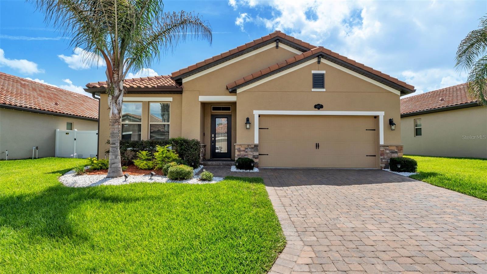Photo of 4007 PRIMA LAGO CIRCLE LAKELAND FL 33810