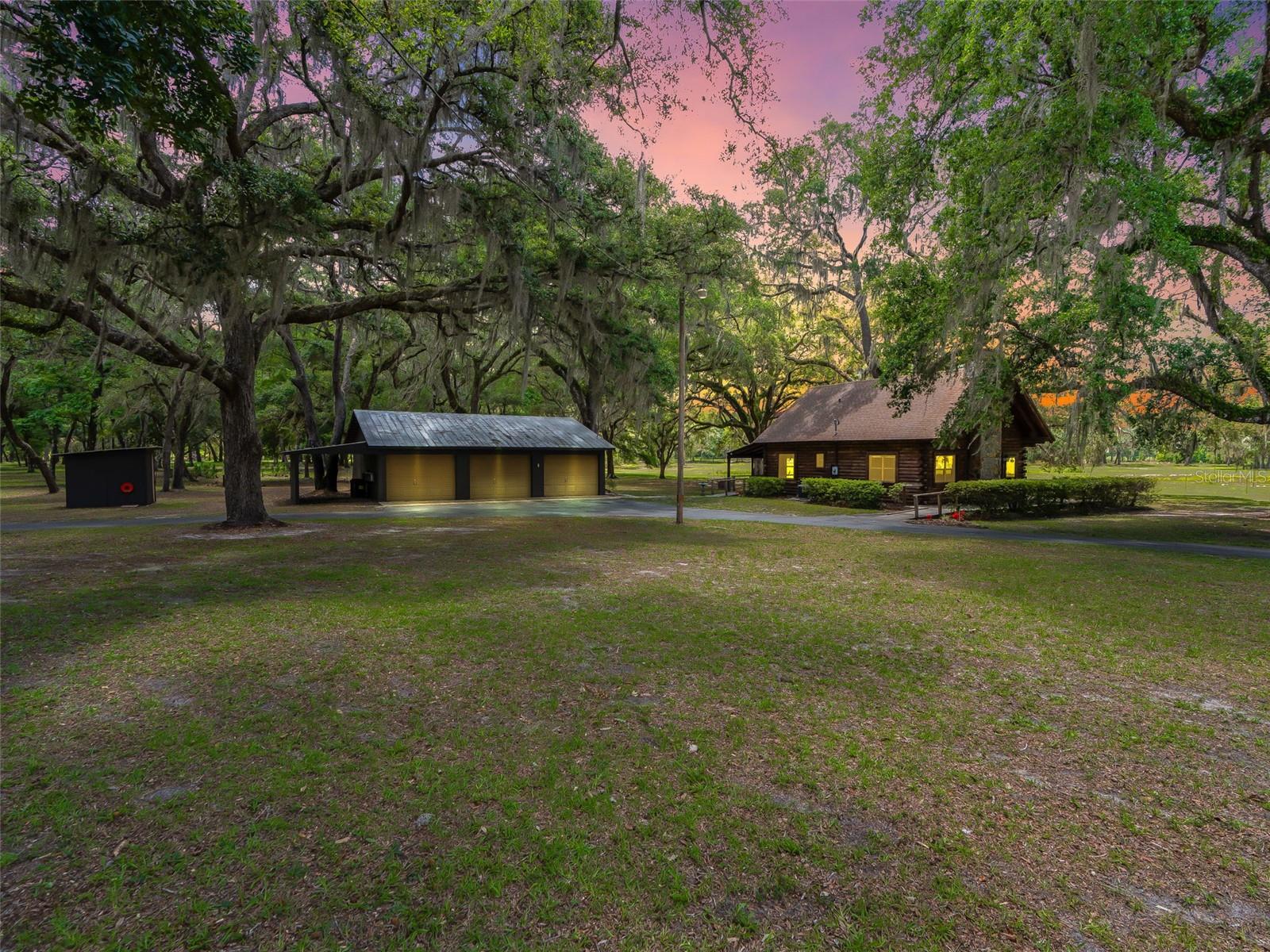 Photo of 4801 COUNTY ROAD 575 BUSHNELL FL 33513