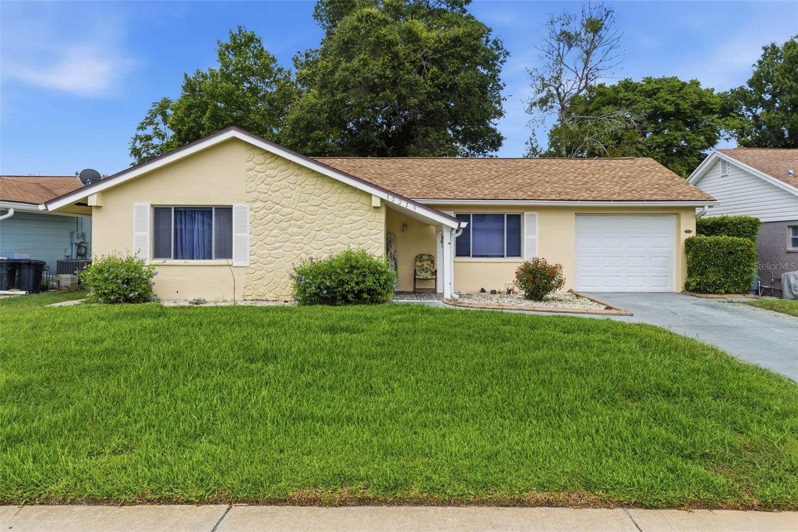 Photo of 12219 QUAIL RUN ROW BAYONET POINT FL 34667