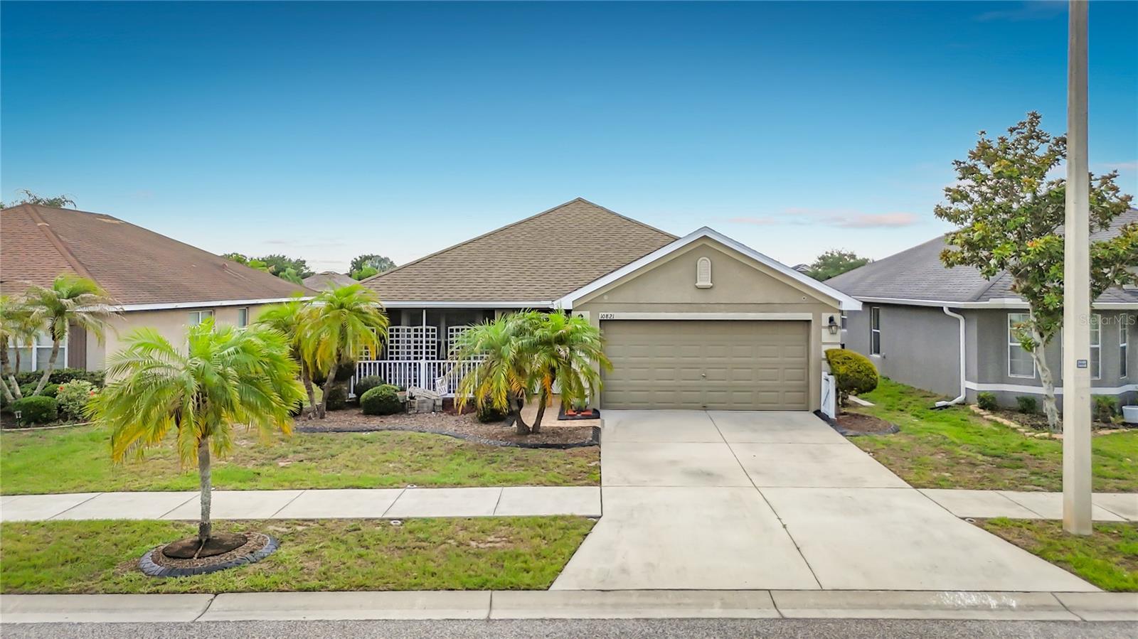 Photo of 10821 STANDING STONE DRIVE WIMAUMA FL 33598