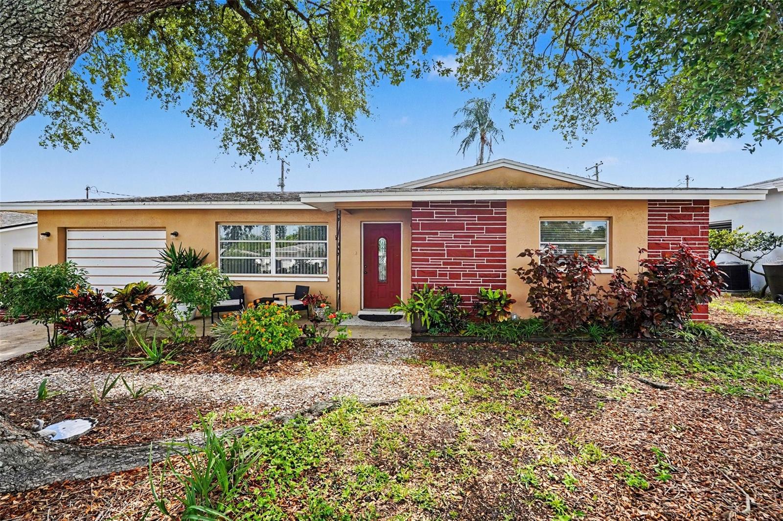 Photo of 1251 OAKVIEW AVENUE CLEARWATER FL 33756