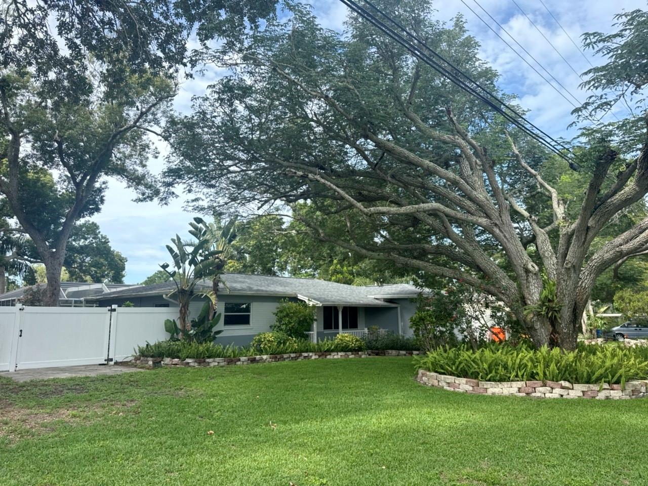 Photo of 13824 83RD PLACE SEMINOLE FL 33776