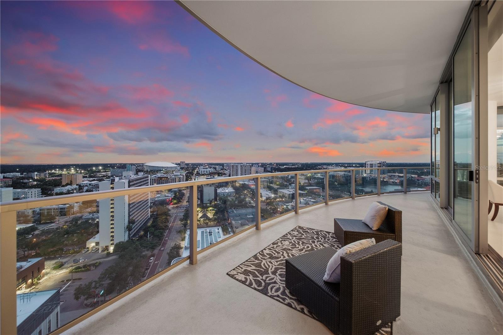 Photo of 400 CENTRAL AVENUE #1901 ST PETERSBURG FL 33701