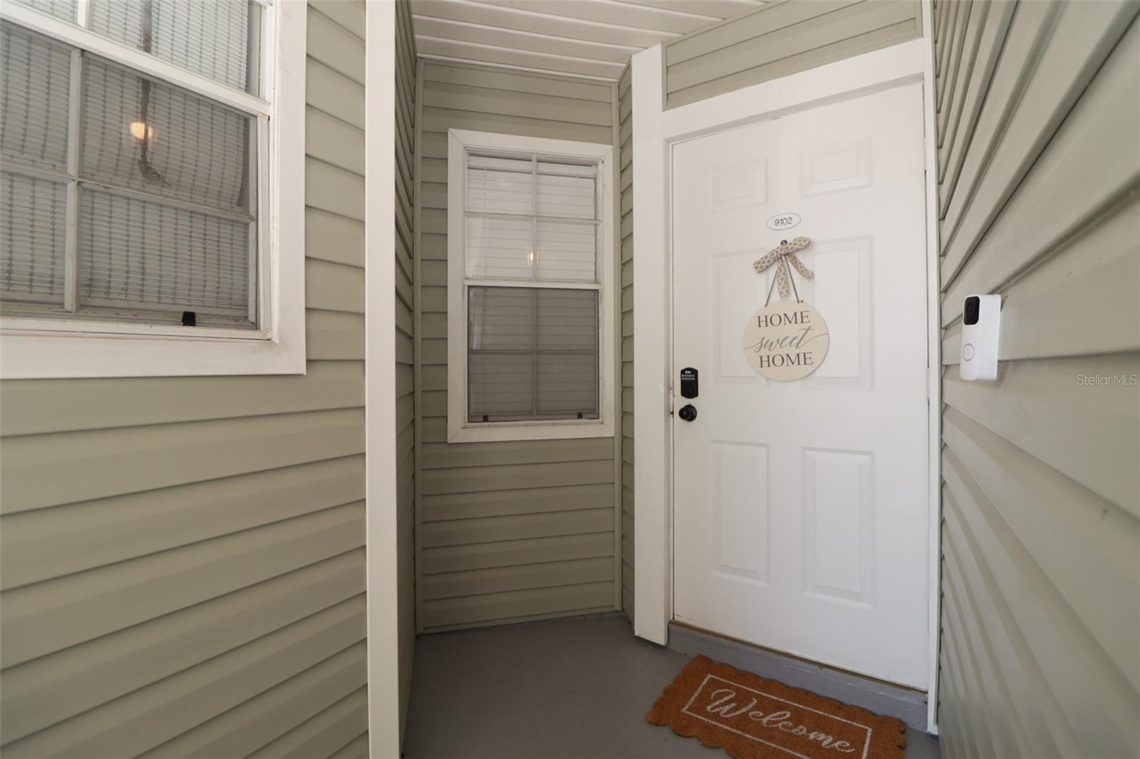 Photo of 6916 STONES THROW CIRCLE #9102 ST PETERSBURG FL 33710