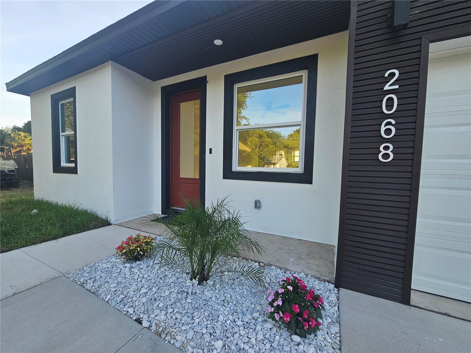 Photo of 2068 DIXIE AVE SANFORD FL 32771