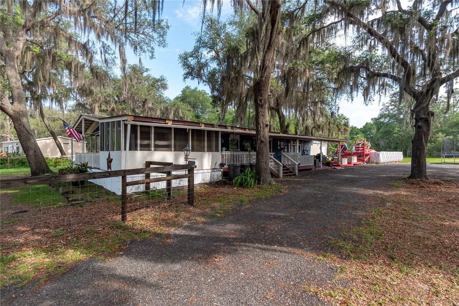 Photo of 134 FAYE STREET HAWTHORNE FL 32640