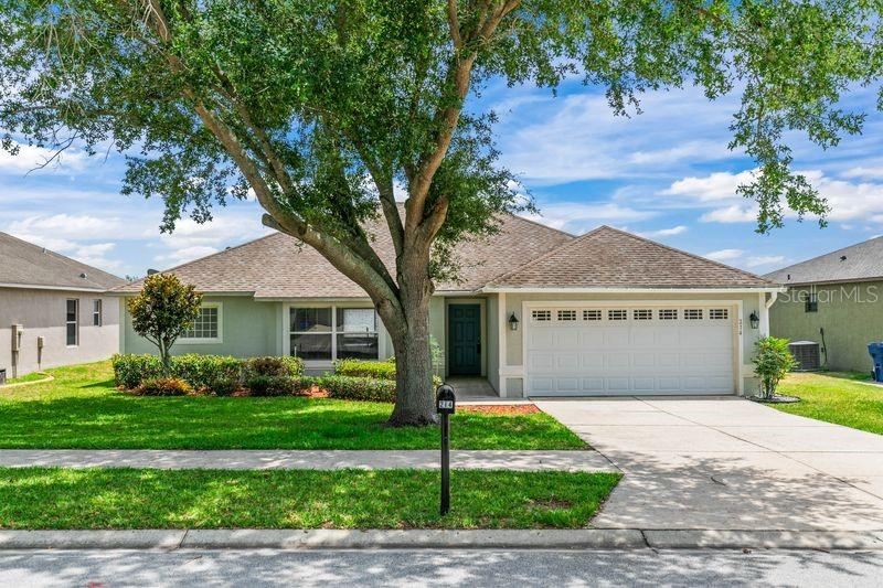 Photo of 214 COMPASS ROSE DRIVE GROVELAND FL 34736