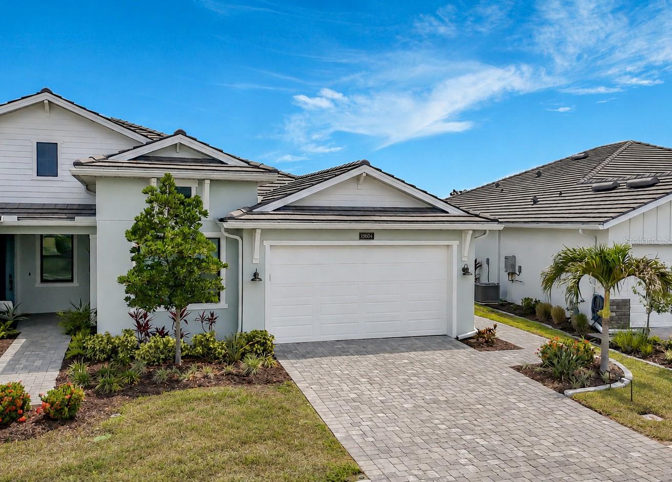 Photo of 18604 DAYSPRING PLACE VENICE FL 34293