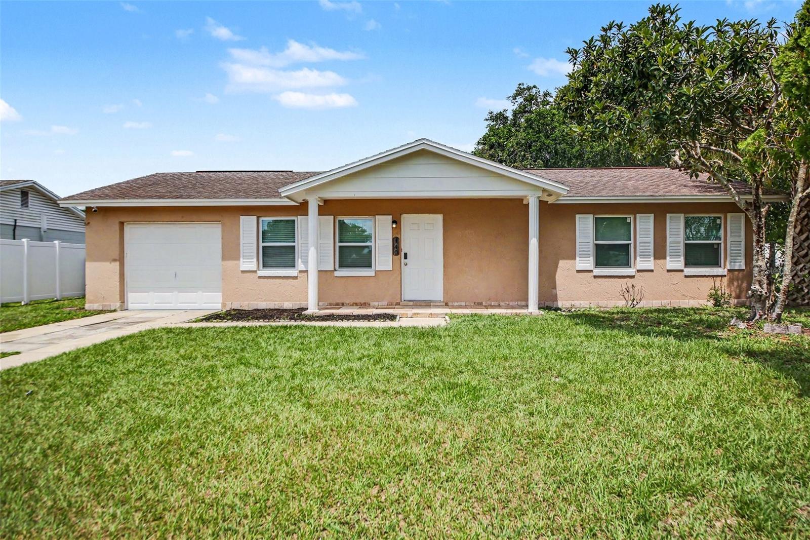 Photo of 140 GUAYMAS DRIVE KISSIMMEE FL 34743
