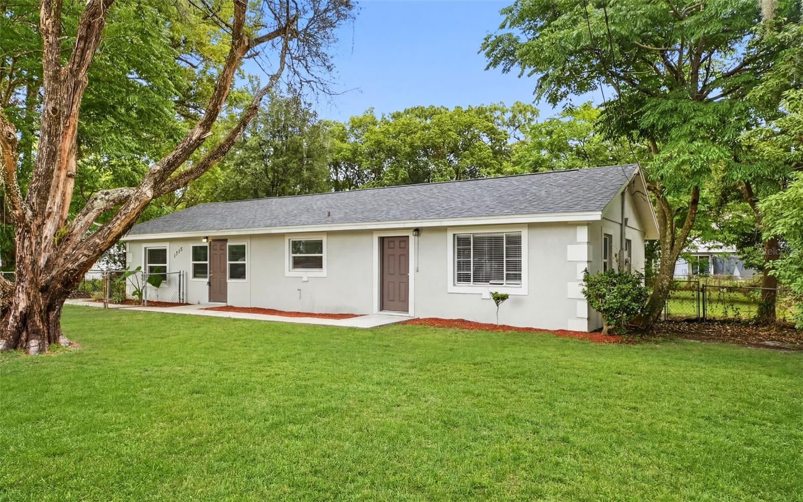 Photo of 1715 SUNSET DRIVE LONGWOOD FL 32750