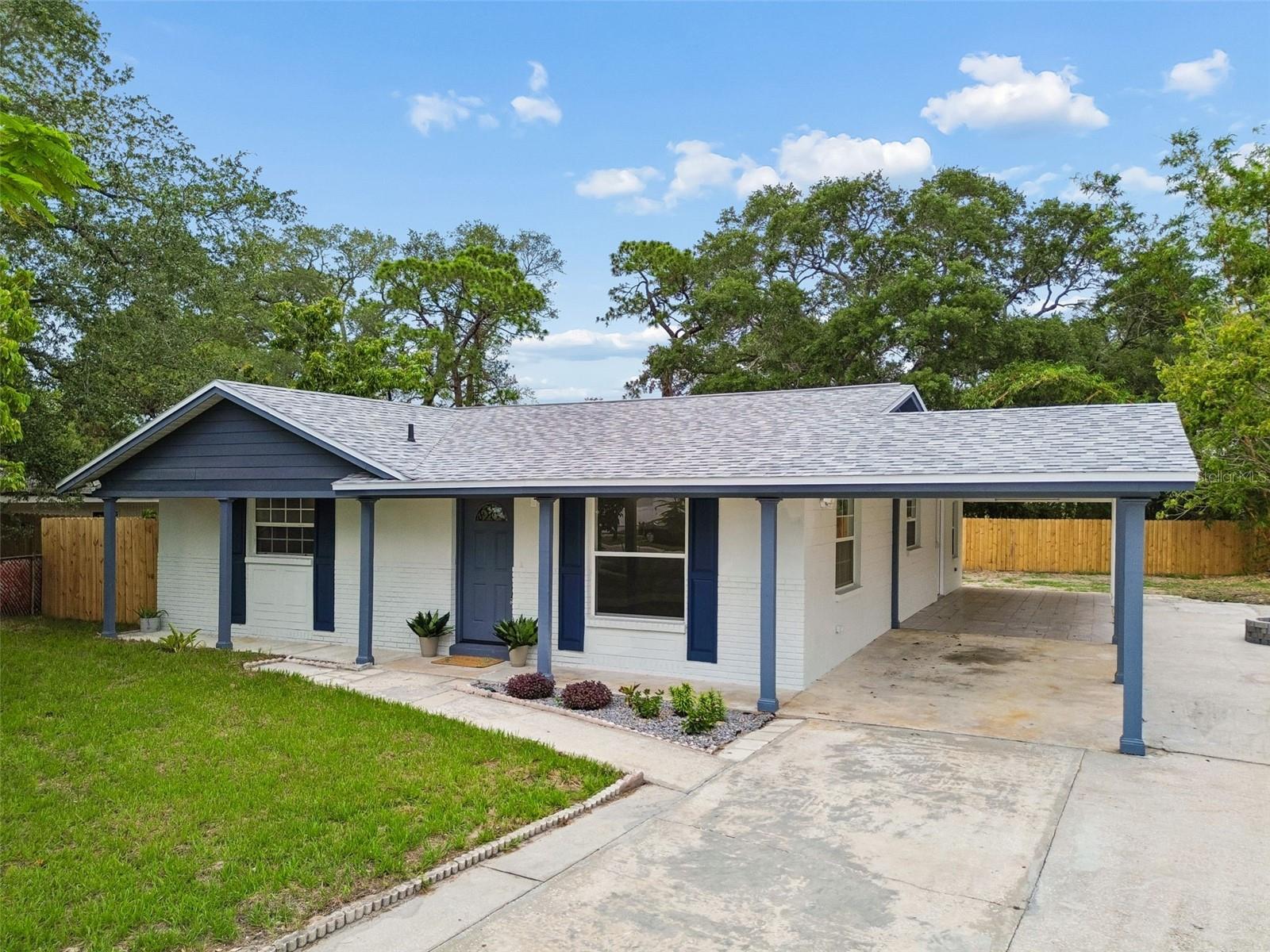 Photo of 6532 S WEST SHORE CIRCLE TAMPA FL 33616