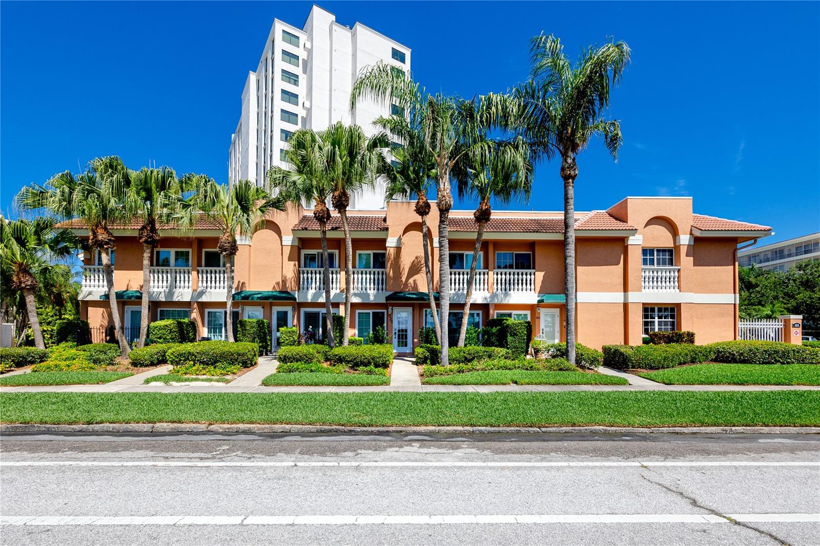 Photo of 920 NORTH SHORE DRIVE ST PETERSBURG FL 33701