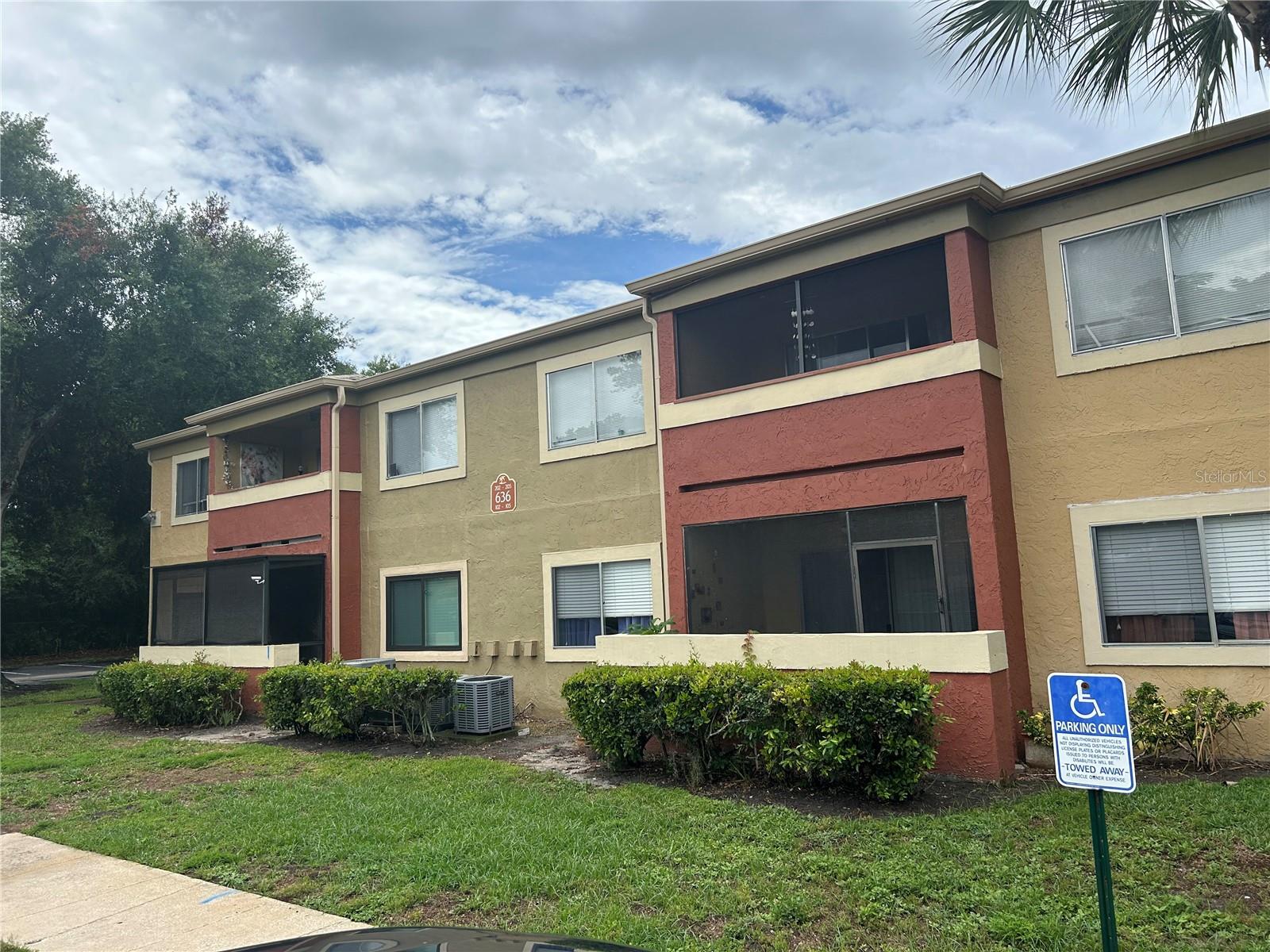Photo of 636 KENWICK CIRCLE #105 CASSELBERRY FL 32707