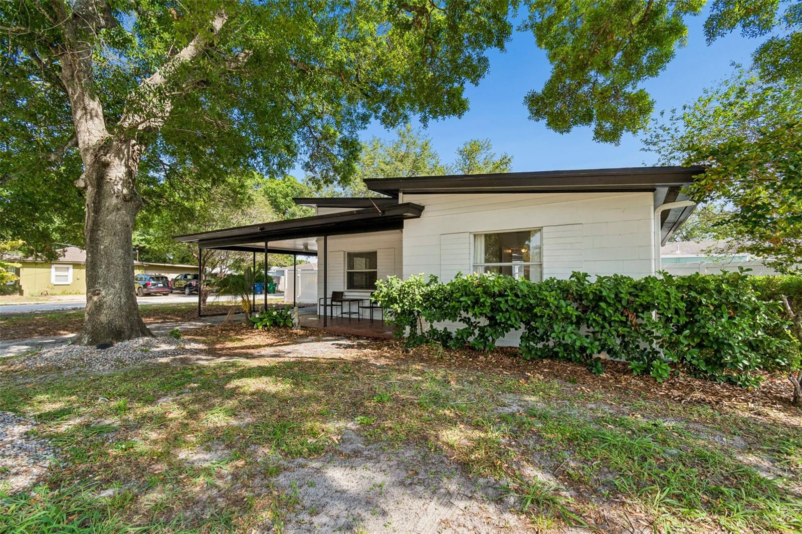 Photo of 4602 W BAY VILLA AVENUE TAMPA FL 33611