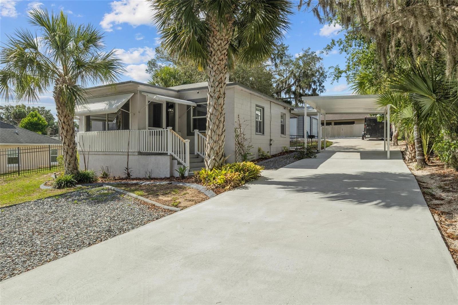 Photo of 205 W MAPLE STREET DAVENPORT FL 33837