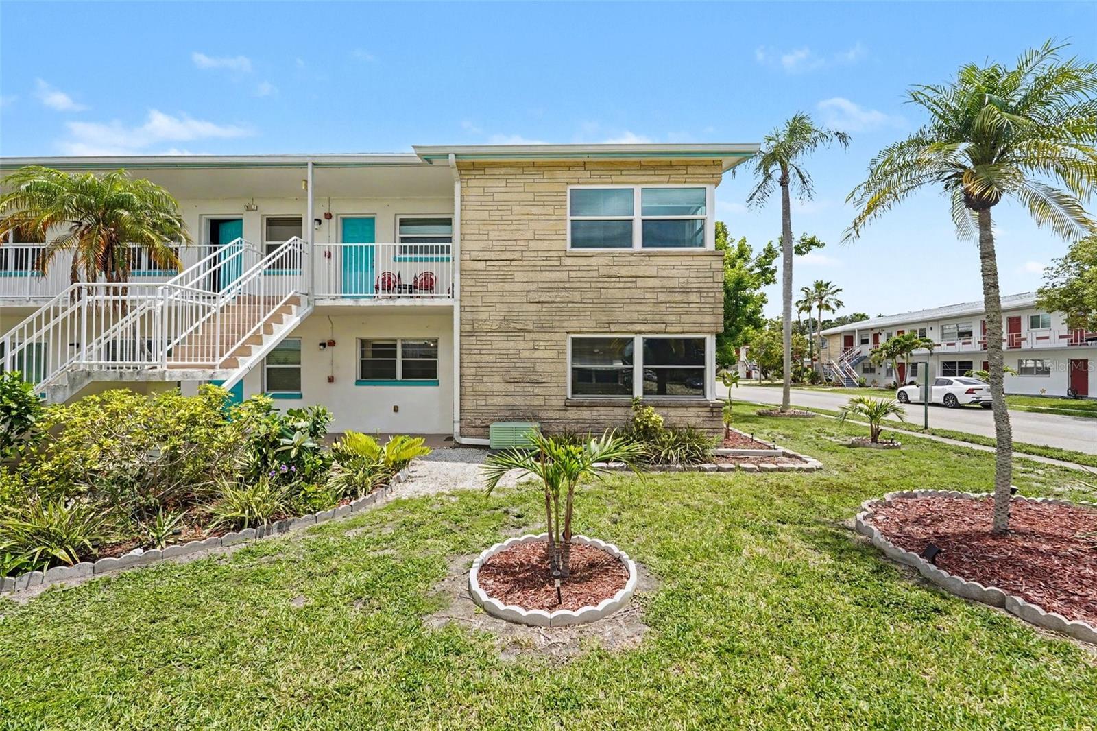 Photo of 5855 18TH STREET #1 ST PETERSBURG FL 33714