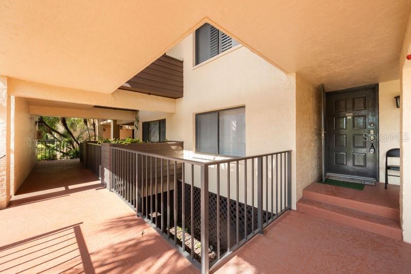 Photo of 1060 PINELLAS BAYWAY #103 ST PETERSBURG FL 33715