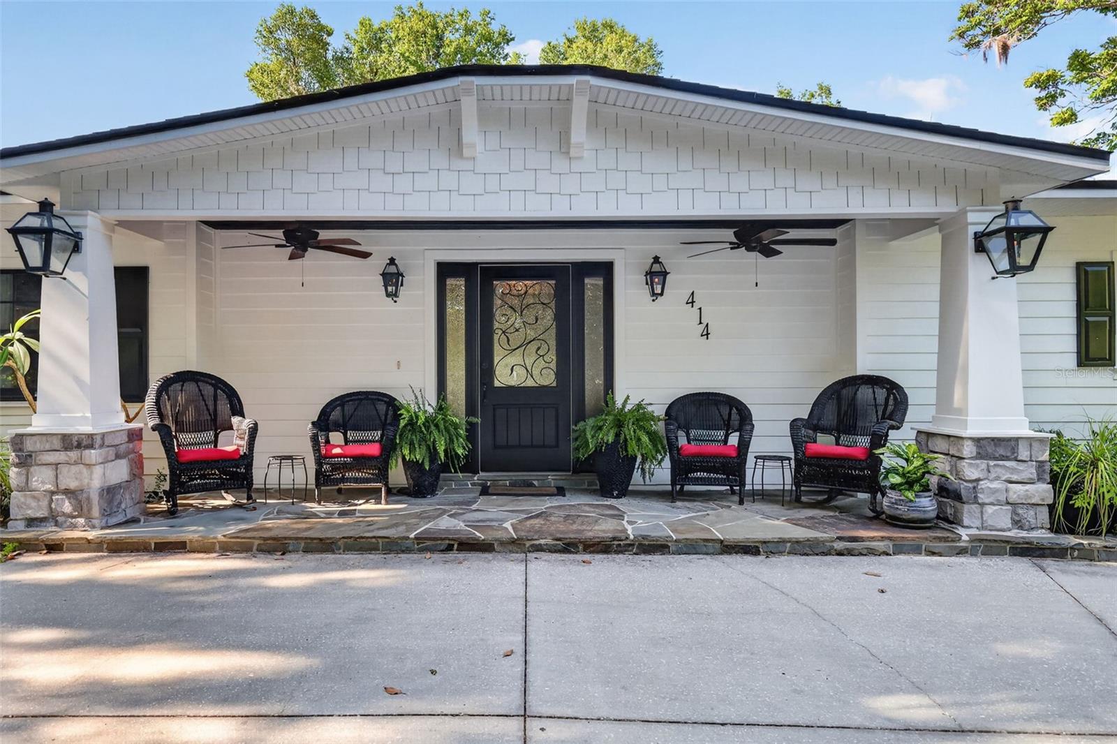 Photo of 414 W 12TH AVENUE MOUNT DORA FL 32757