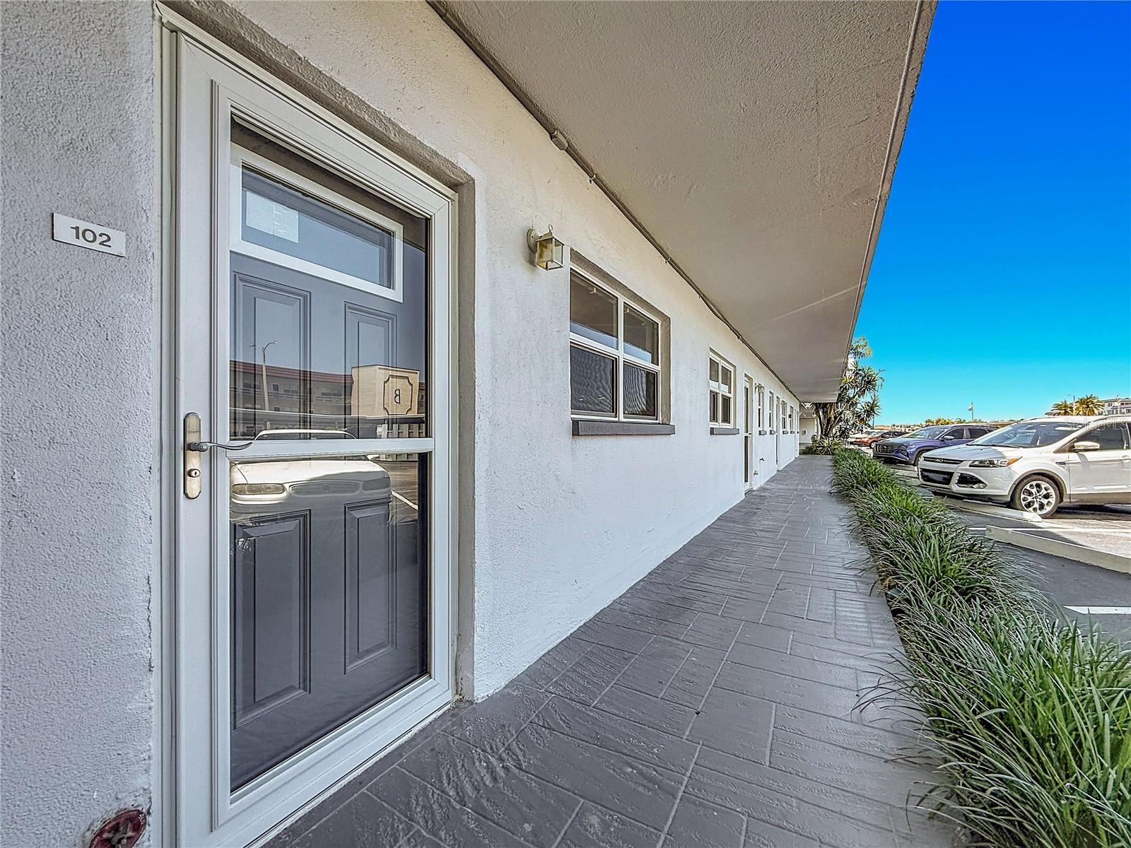 Photo of 3018 59TH STREET #102 GULFPORT FL 33707