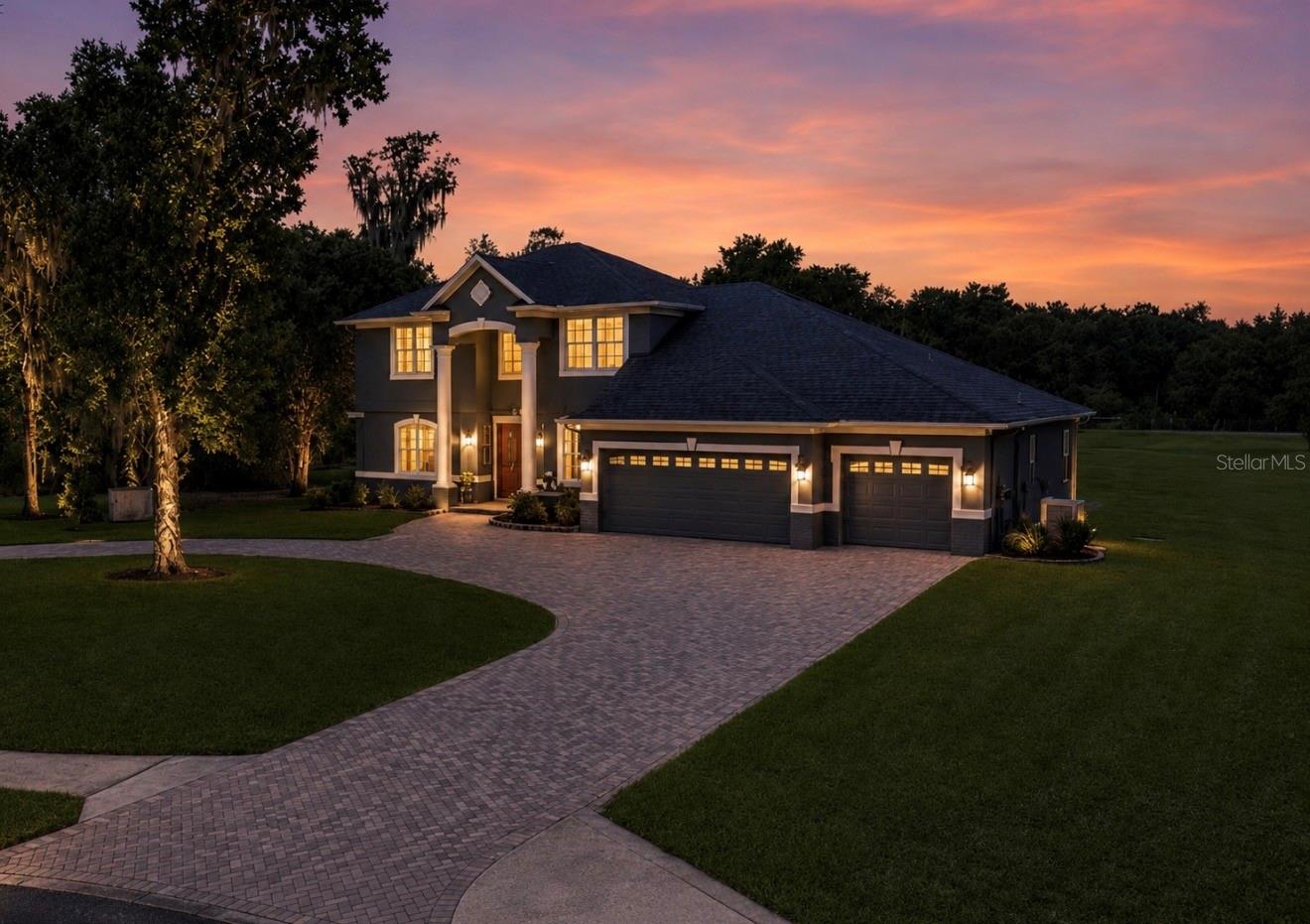 Photo of 10619 LITHIA ESTATES DRIVE LITHIA FL 33547