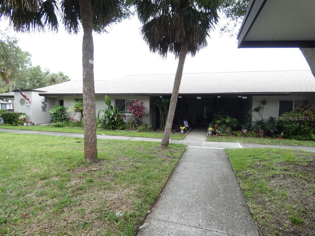 Photo of 1024 10TH CIRCLE LARGO FL 33771