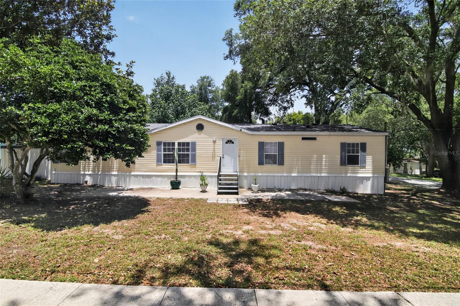Photo of 102 THIRD STREET LADY LAKE FL 32159